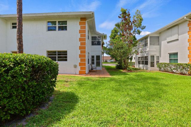 1221 S Lakes End Drive A 1, Fort Pierce, FL 34982