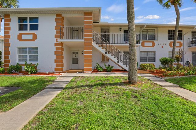 1221 S Lakes End Drive A 1, Fort Pierce, FL 34982