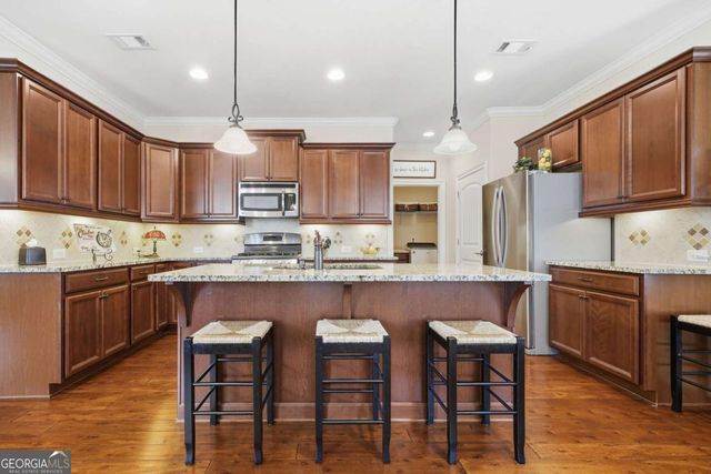 126 Heron Crossing, Woodstock, GA 30188