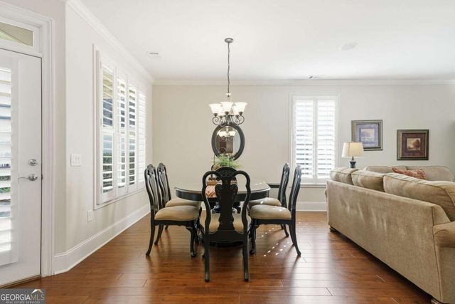 126 Heron Crossing, Woodstock, GA 30188