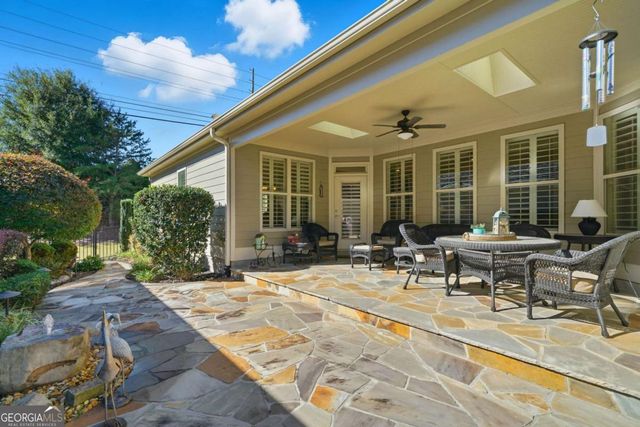 126 Heron Crossing, Woodstock, GA 30188