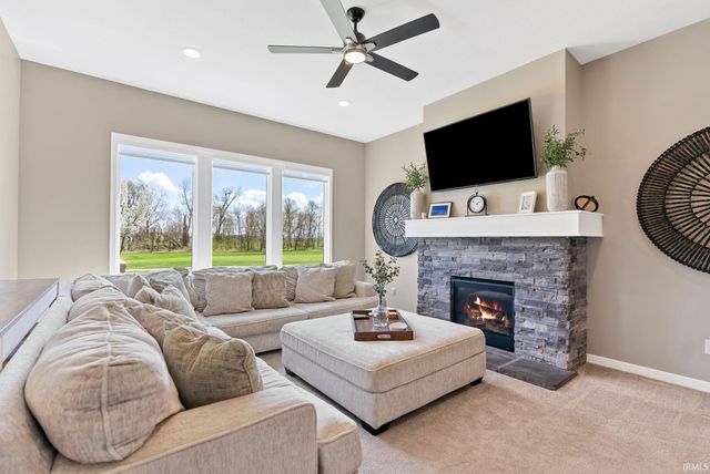 2016 Fairway Drive, Auburn, IN 46706