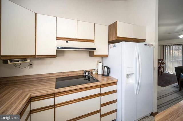 111 BIRCHSIDE CIR, Locust Grove, VA 22508