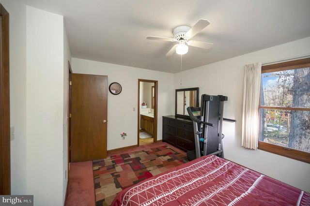 111 BIRCHSIDE CIR, Locust Grove, VA 22508