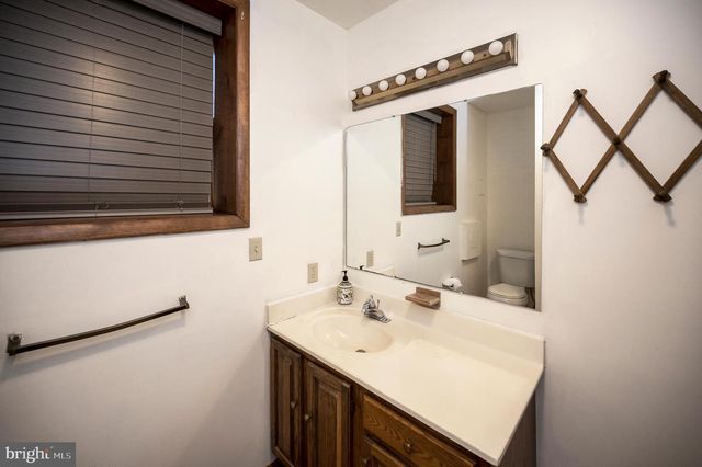 111 BIRCHSIDE CIR, Locust Grove, VA 22508