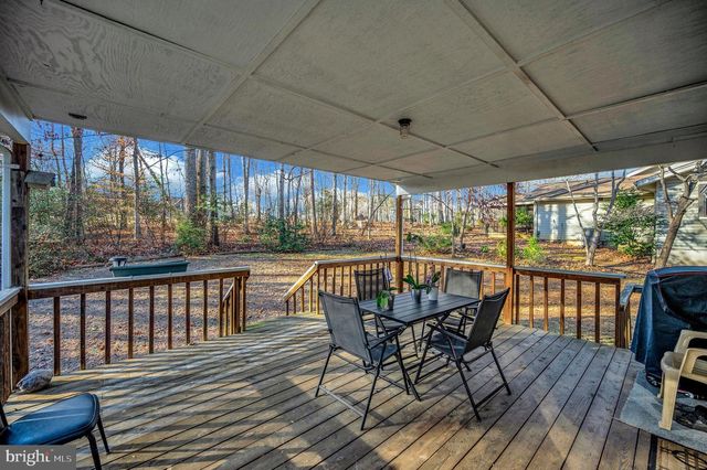 111 BIRCHSIDE CIR, Locust Grove, VA 22508