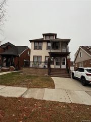 6819 Middlepointe Street, Dearborn, MI 48126