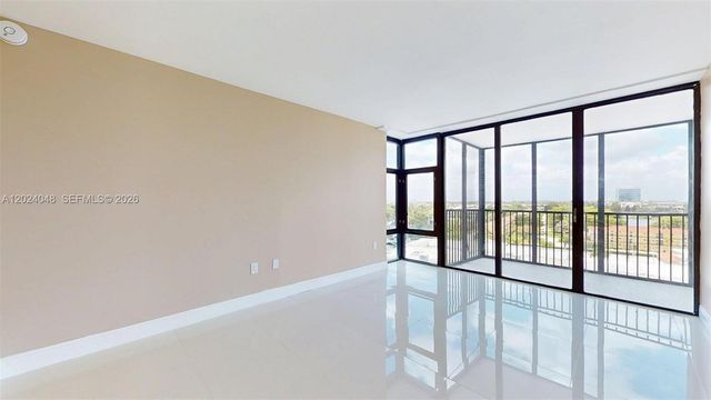 20100 W Country Club Dr 801, Aventura, FL 33180