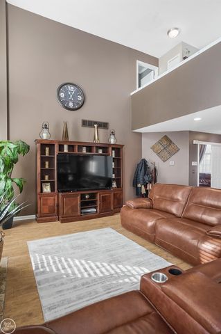 46686 Heather Lane, New Baltimore, MI 48051