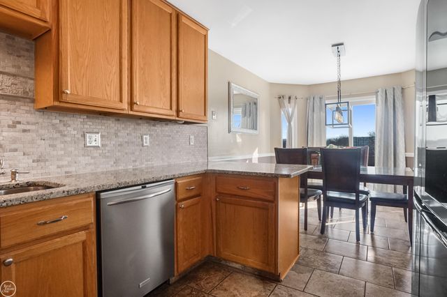 46686 Heather Lane, New Baltimore, MI 48051