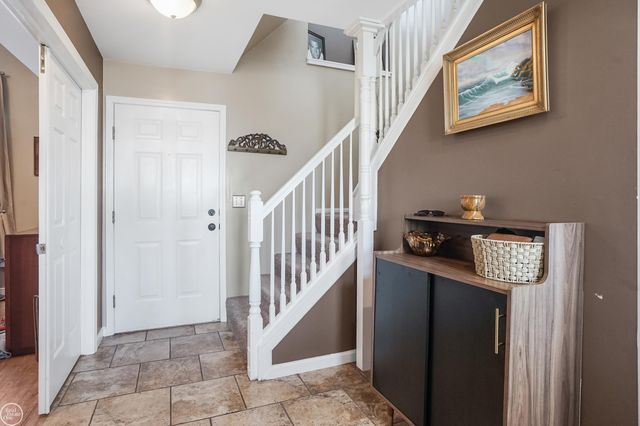 46686 Heather Lane, New Baltimore, MI 48051