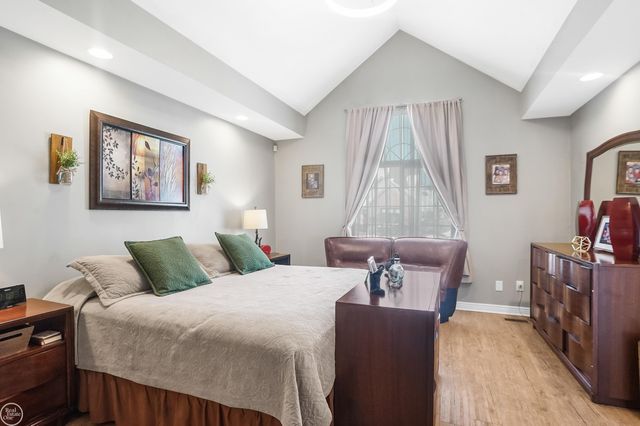 46686 Heather Lane, New Baltimore, MI 48051