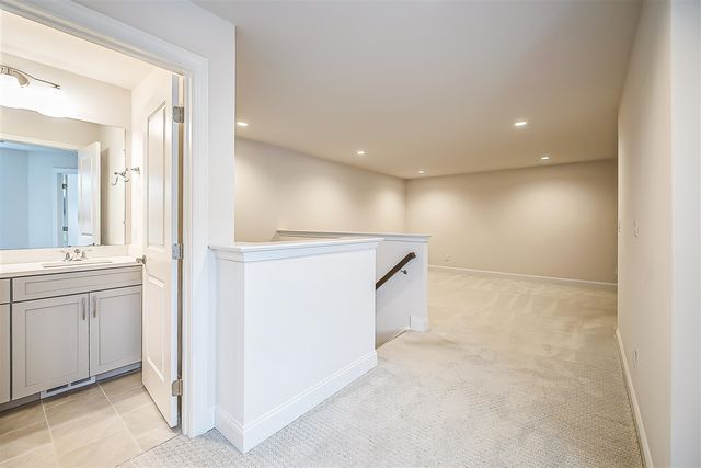 3077 N Spurway Drive, Ann Arbor, MI 48105