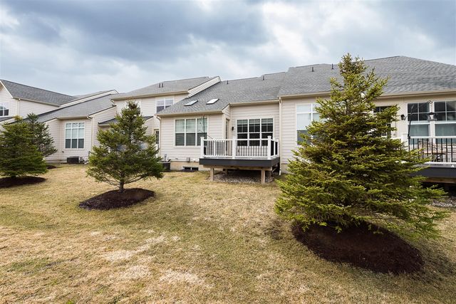 3077 N Spurway Drive, Ann Arbor, MI 48105