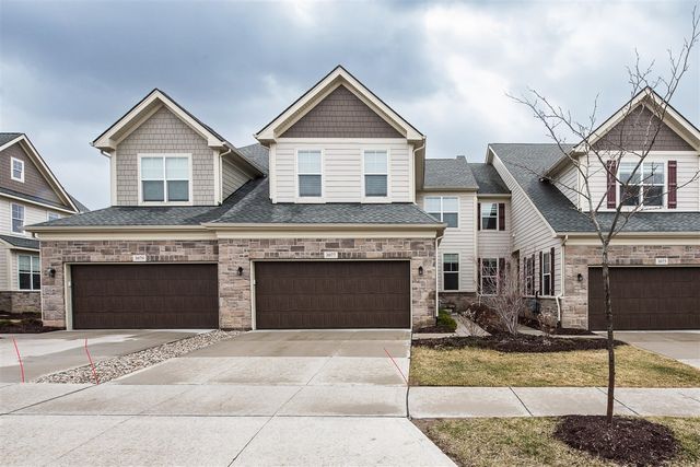 3077 N Spurway Drive, Ann Arbor, MI 48105