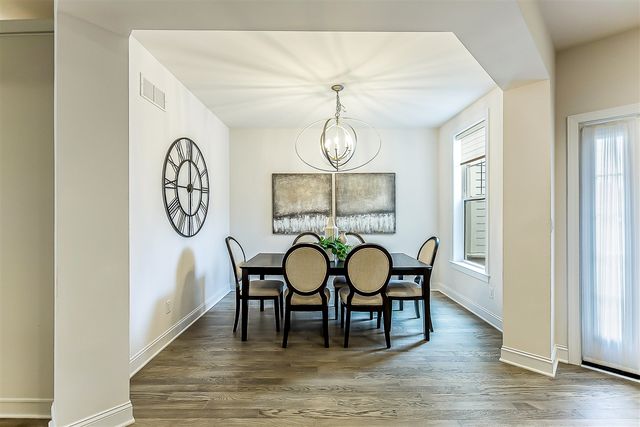 3077 N Spurway Drive, Ann Arbor, MI 48105