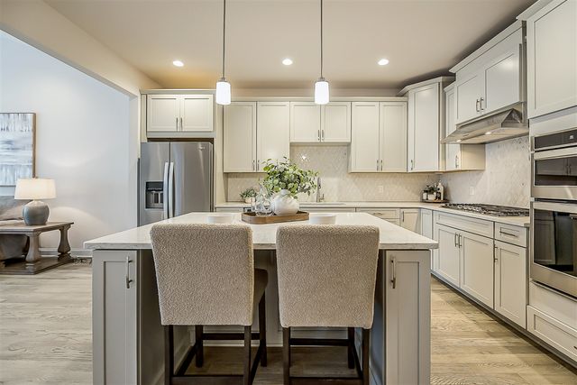 3077 N Spurway Drive, Ann Arbor, MI 48105