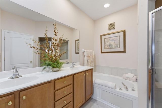 4924 WHISPERING OAKS DRIVE, North Port, FL 34287