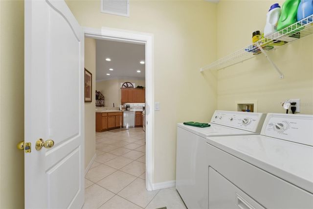 4924 WHISPERING OAKS DRIVE, North Port, FL 34287