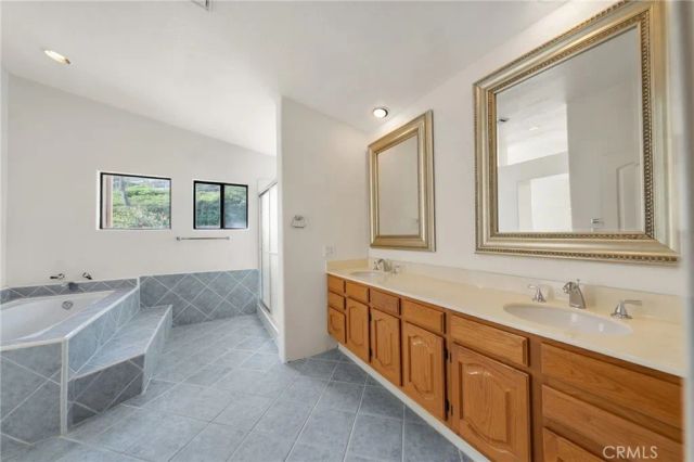 2860 Hidden Hills, Corona, CA 92882