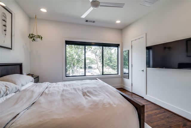 5602 Lindell Avenue B, Dallas, TX 75206
