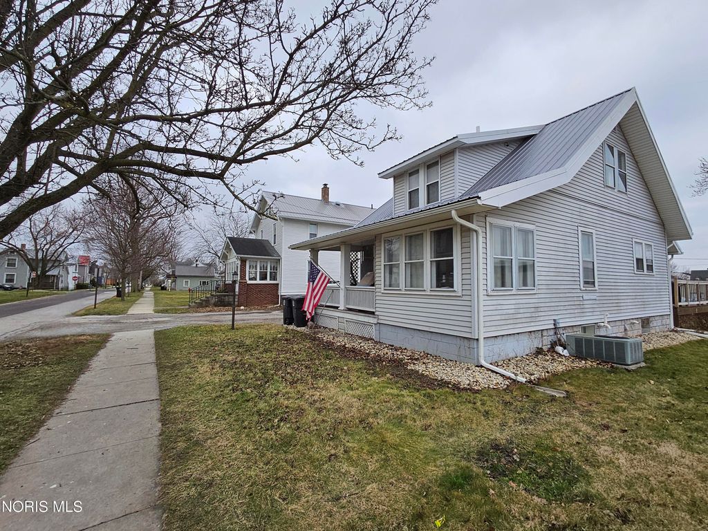 212 N Hazel Street, Upper Sandusky, OH 43351