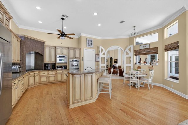 18764 SE Old Trail Drive, Jupiter, FL 33478