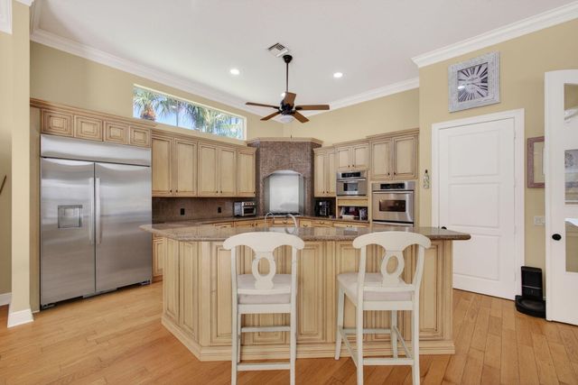 18764 SE Old Trail Drive, Jupiter, FL 33478