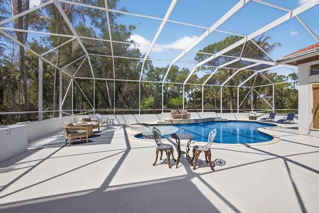 18764 SE Old Trail Drive, Jupiter, FL 33478