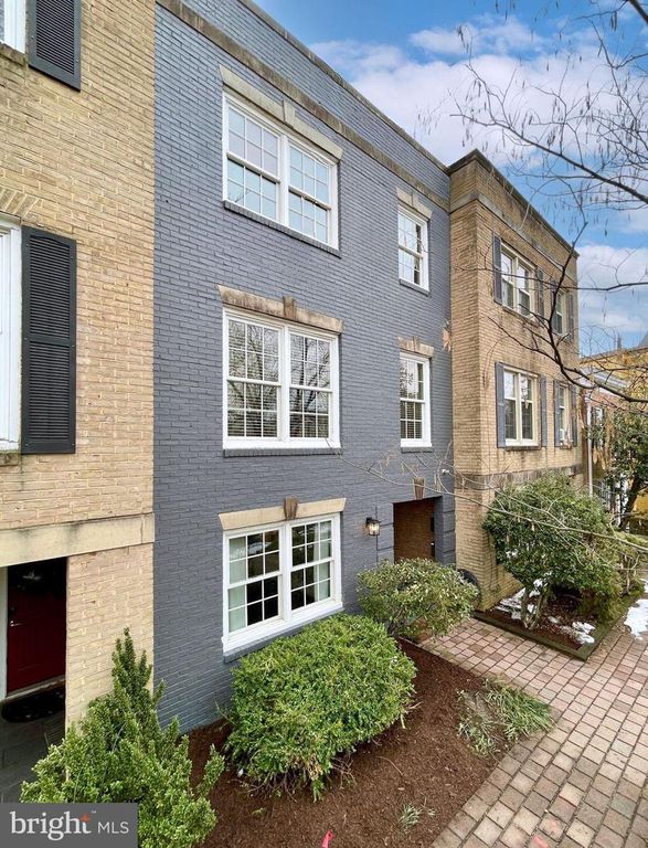 1117 G ST SE, Washington, DC 20003