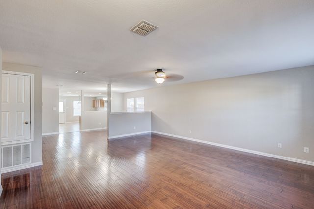 6008 English Saddle Lane, Denton, TX 76210