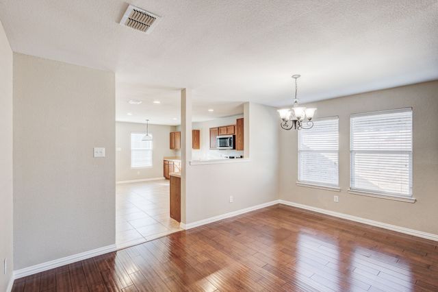 6008 English Saddle Lane, Denton, TX 76210