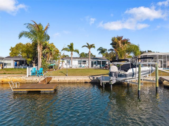 12913 1ST ISLE, Hudson, FL 34667