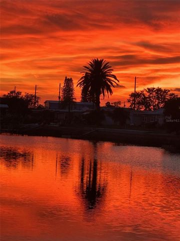 12913 1ST ISLE, Hudson, FL 34667