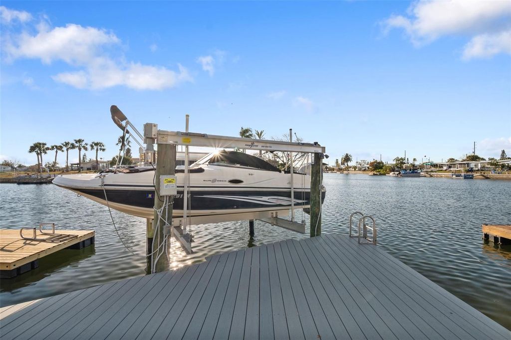 Image 31 of property listing at 12913 1ST ISLE, Hudson, FL 34667