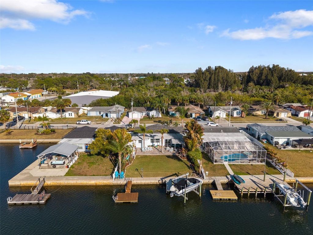 Image 39 of property listing at 12913 1ST ISLE, Hudson, FL 34667