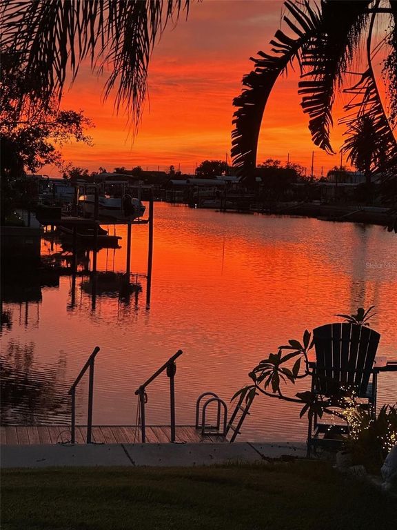 Image 45 of property listing at 12913 1ST ISLE, Hudson, FL 34667