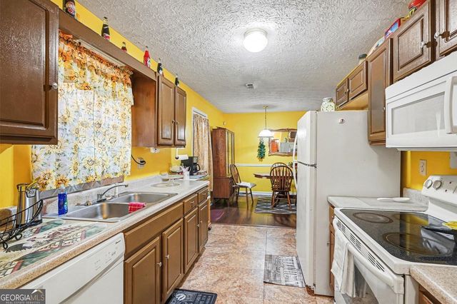 204 Hailey Lane, Griffin, GA 30223