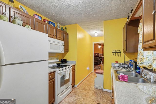 204 Hailey Lane, Griffin, GA 30223