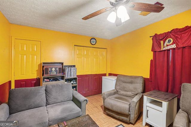 204 Hailey Lane, Griffin, GA 30223