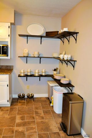 1302 38TH, Rapid City, SD 57702