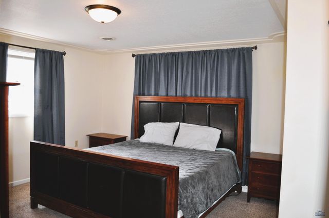 1302 38TH, Rapid City, SD 57702