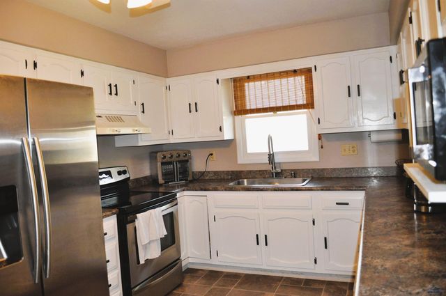 1302 38TH, Rapid City, SD 57702