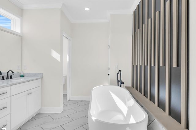 301 Portland Circle, Greenwood, SC 29649