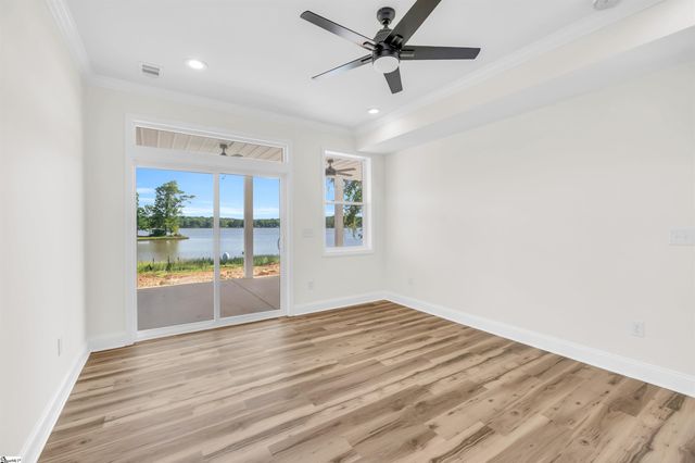 301 Portland Circle, Greenwood, SC 29649