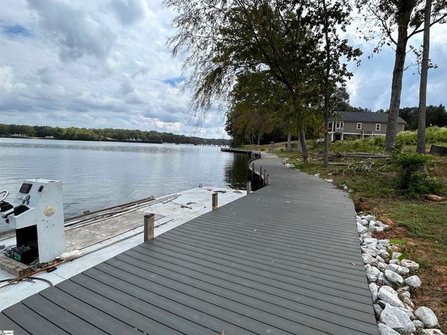 301 Portland Circle, Greenwood, SC 29649