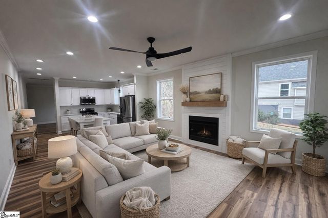 301 Portland Circle, Greenwood, SC 29649