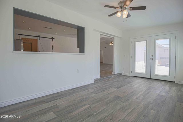 907 W MESQUITE Street, Chandler, AZ 85225