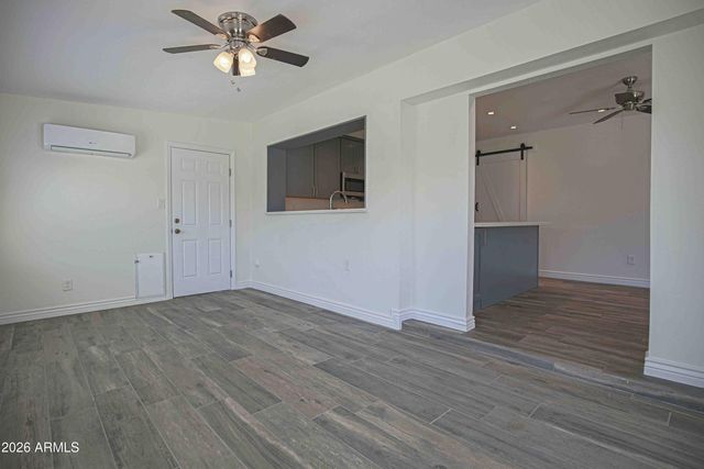 907 W MESQUITE Street, Chandler, AZ 85225