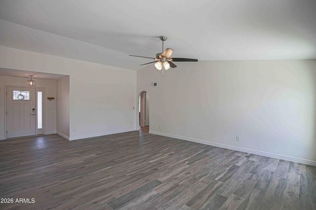 907 W MESQUITE Street, Chandler, AZ 85225